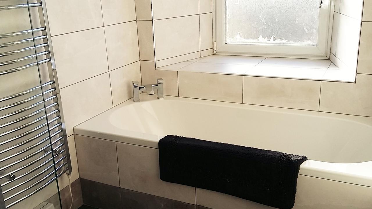 2 Bed Apartment Finnieston 格拉斯哥 外观 照片