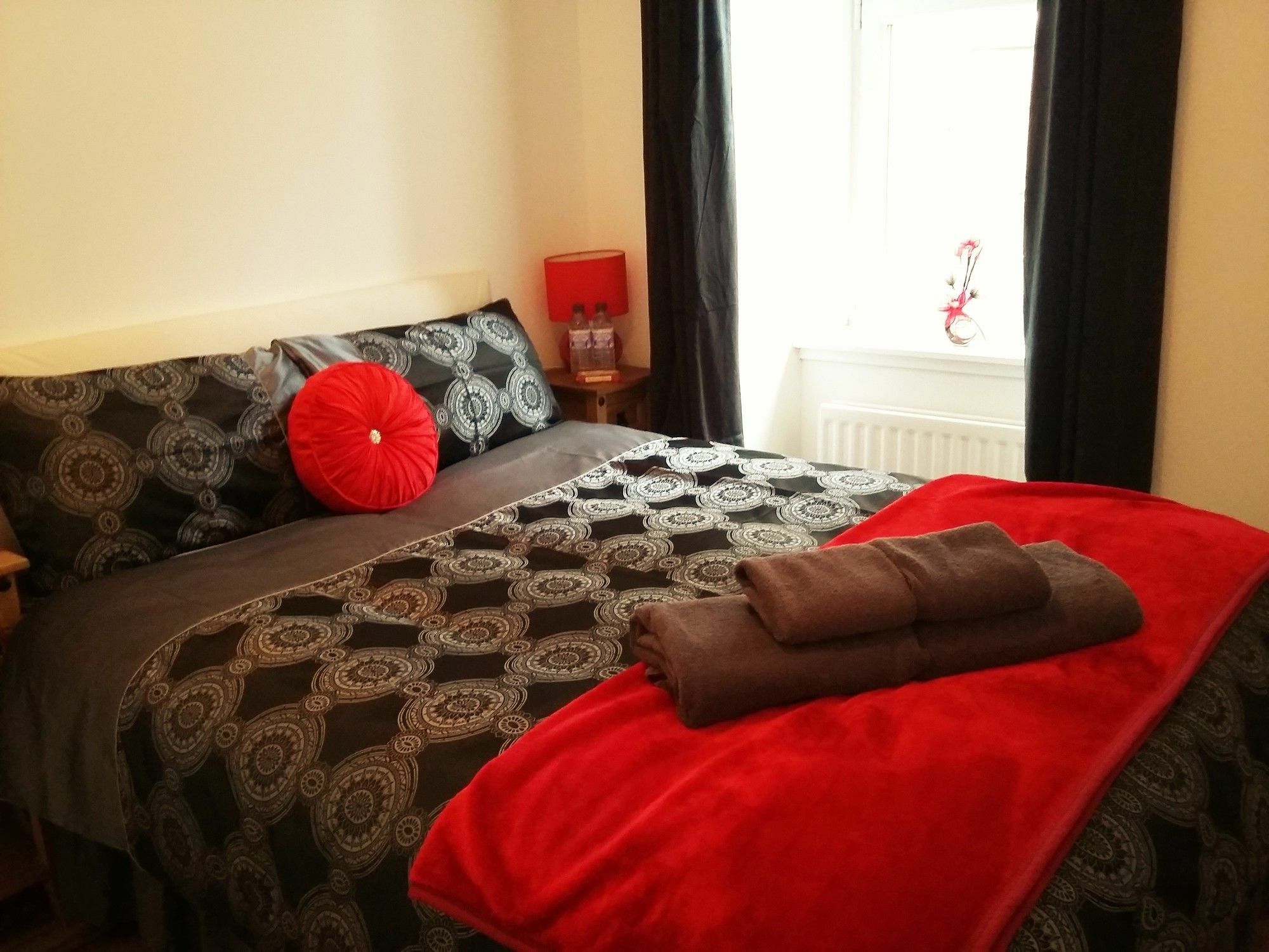 2 Bed Apartment Finnieston 格拉斯哥 外观 照片