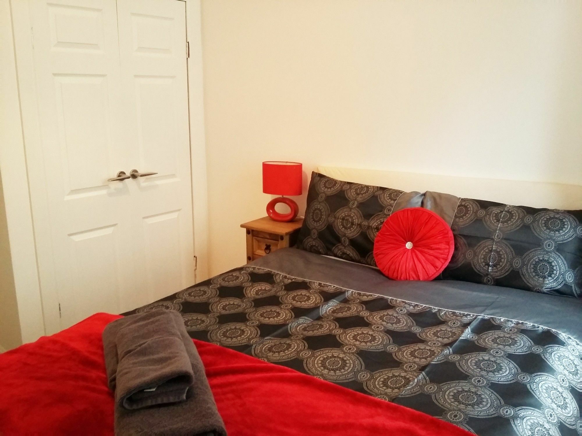 2 Bed Apartment Finnieston 格拉斯哥 外观 照片